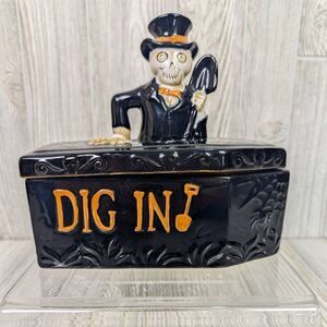Yankee Candle 2014 Boney Bunch Covered Candy Dish Covered Coffin Ceramic Hallowe